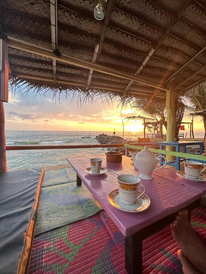 Oynise Beach Cabin Галле Экстерьер фото