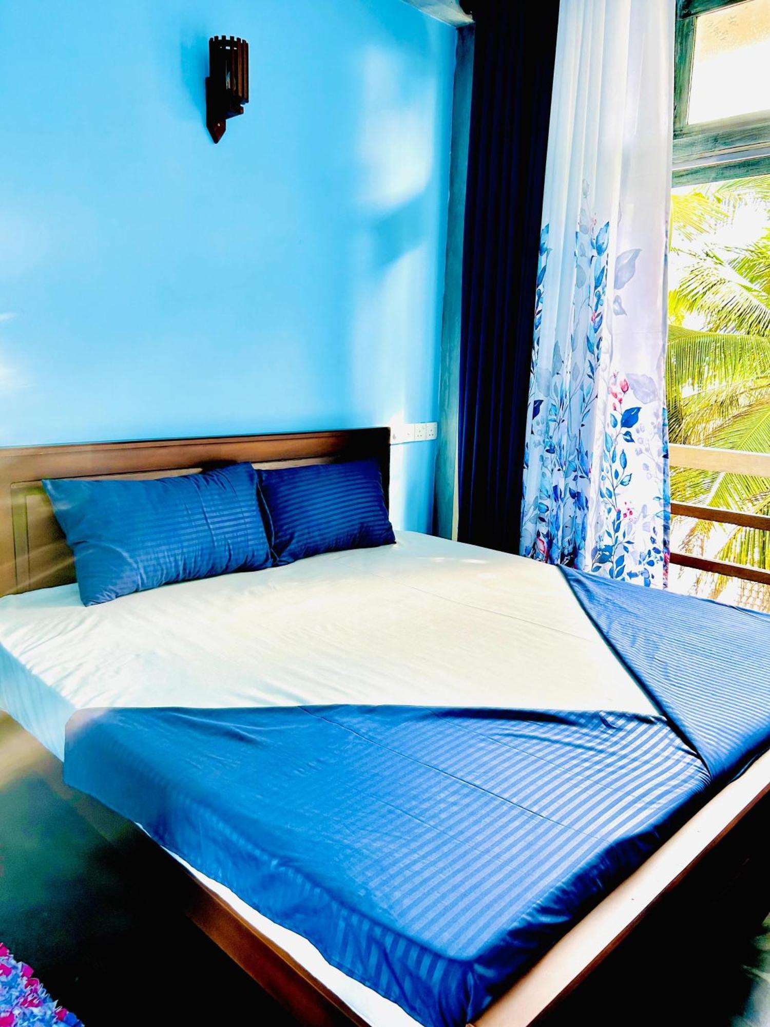 Oynise Beach Cabin Галле Номер фото