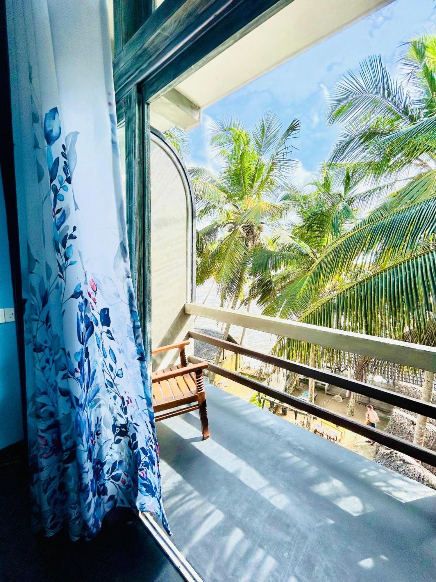 Oynise Beach Cabin Галле Номер фото
