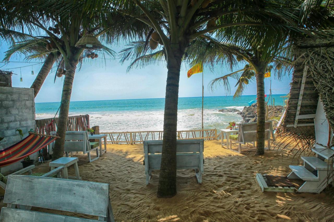Oynise Beach Cabin Галле Экстерьер фото